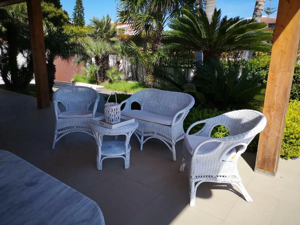 Сasa de vacaciones Villa Residenza Medea Villaggio Mosè